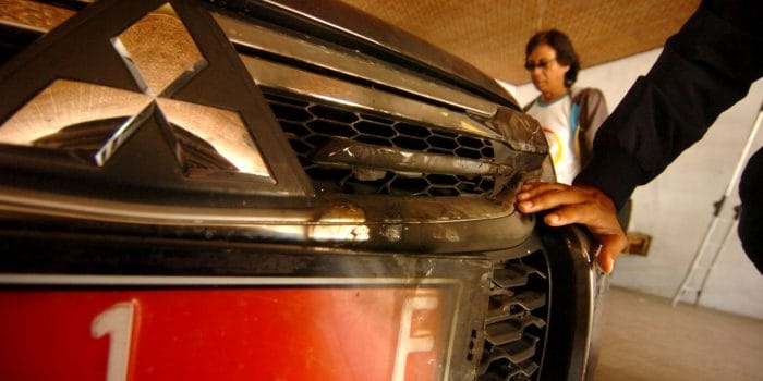 Mobil Dinas Bupati Tegal Dibakar