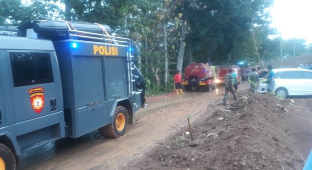 jalan raya Lahar - Gunungwungkal