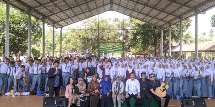 siswa SMA sederajat se-Kabupaten Magelang menghadri Forikan mengajar di SMAN 1 Mungkid