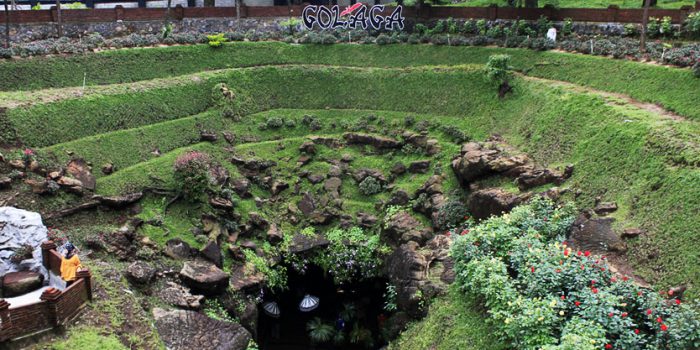 Uji Adrenalin Naik Motor Trail dan Susur Gua di Golaga