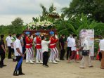 Ibunda Jokowi Dimakamkan di Karanganyar