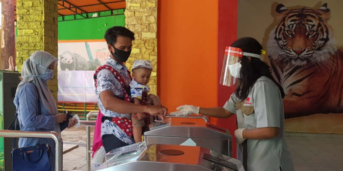 Wisatawan Semarang Zoo