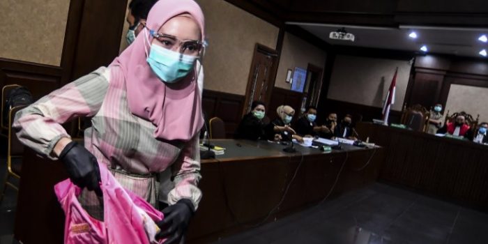 Jaksa Pinangki Didakwa Terima Suap Rp 7,4 Miliar