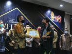 Puncak Peringatan HPN, 11 Tokoh Dianugerahi PWI Jateng Award 2020
