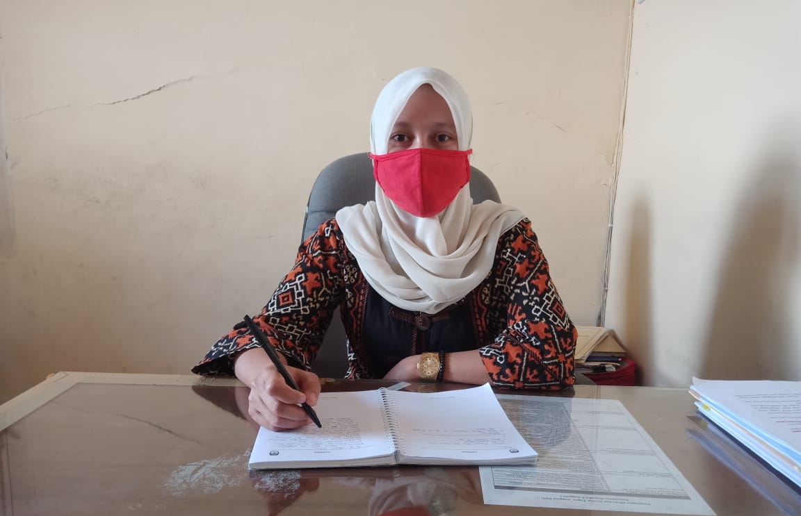 Komisioner KPU Kabupaten Demak, Siti Ulfaati