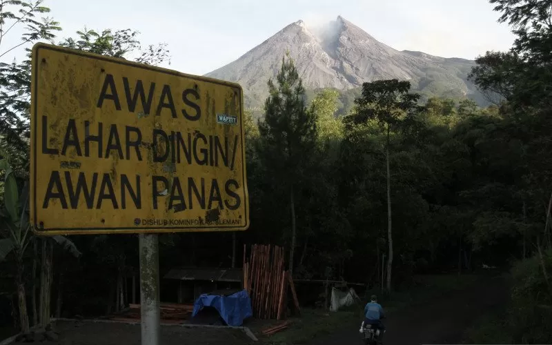 Kubah lava Gunung Merapi