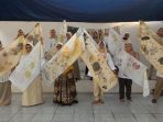 Gunakan Daun untuk Percantik Kain, PIRA Kudus Gelar Pelatihan Ecoprint