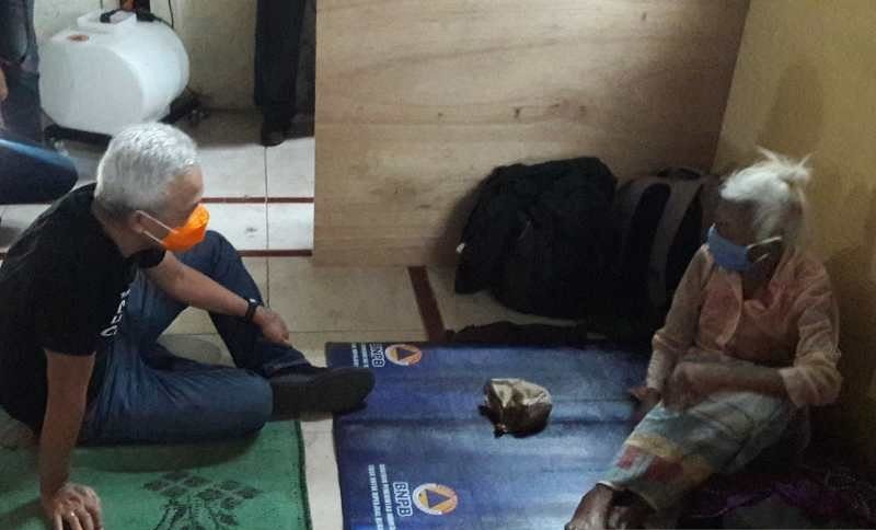 pengungsi warga lereng Gunung Merapi