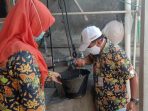 Cegah DBD, Puskesmas Jati Cek Tampungan Air Warga