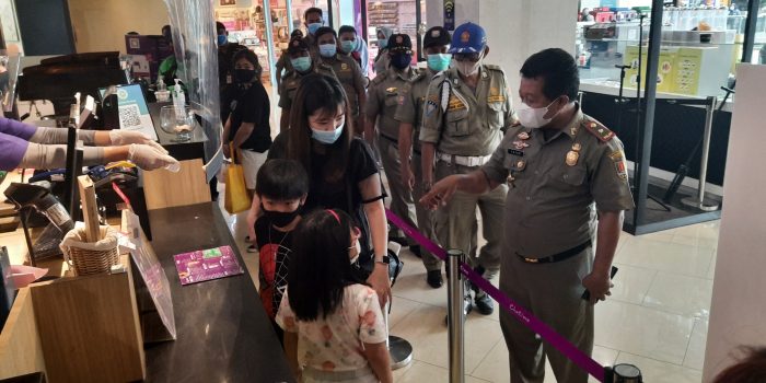 Menjelang Akhir Tahun, Pusat Perbelanjaan Diminta Fasilitasi Prokes