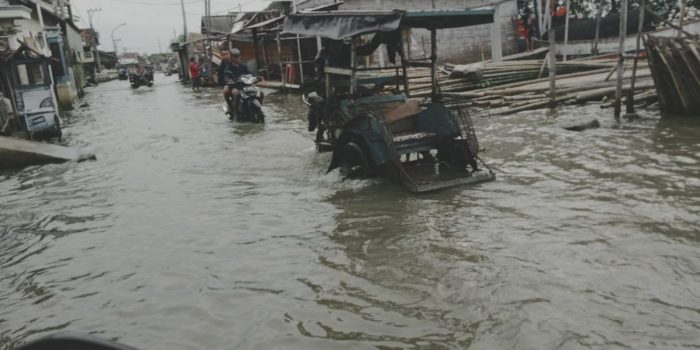 Akibat Sering Menerjang Rob, Banyak Kendaraan Bermotor Mudah Karatan