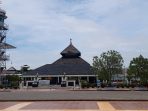 Pembatasan Jam Himpit Ekonomi Warga