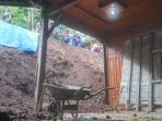 Satu Rumah Tertimpa Longsor