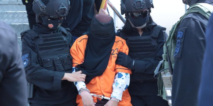 26 Terduga Teroris Yang Diterbangkan Dari Makassar Ditahan Di Cikeas