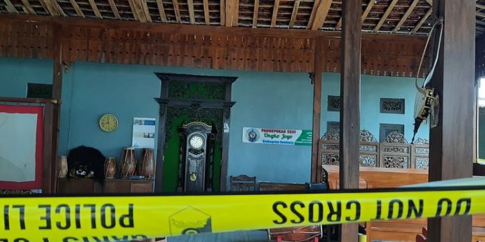 Padepokan Seni Ongko Joyo di Desa Turusgede, Kota Rembang, Jateng.