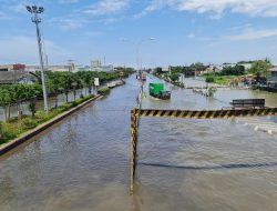 Situasi Terkini Banjir di Wilayah Genuk, Ini Himbauan Satlantas Polrestabes Semarang