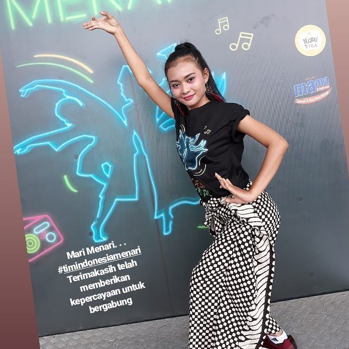 Pengajar Sanggar Seni Diwangkara, Putri Wulan