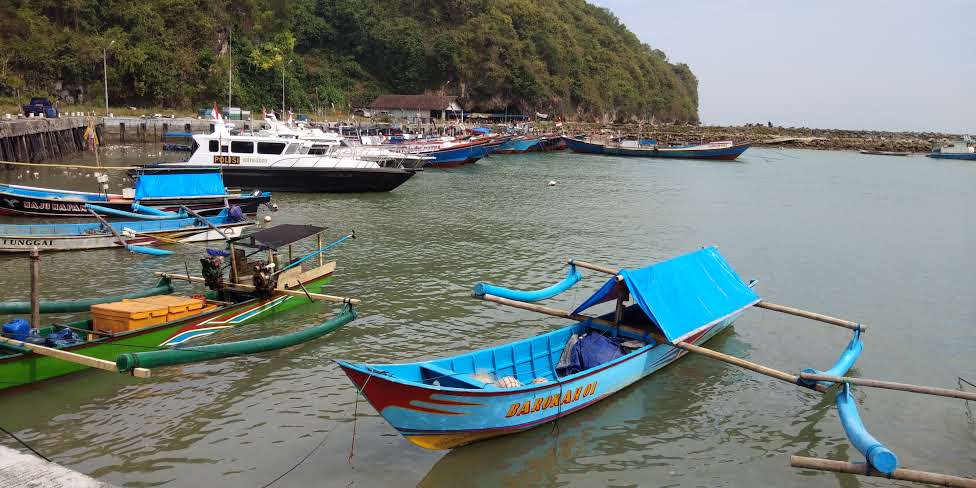 Pelabuhan Pantai Baron