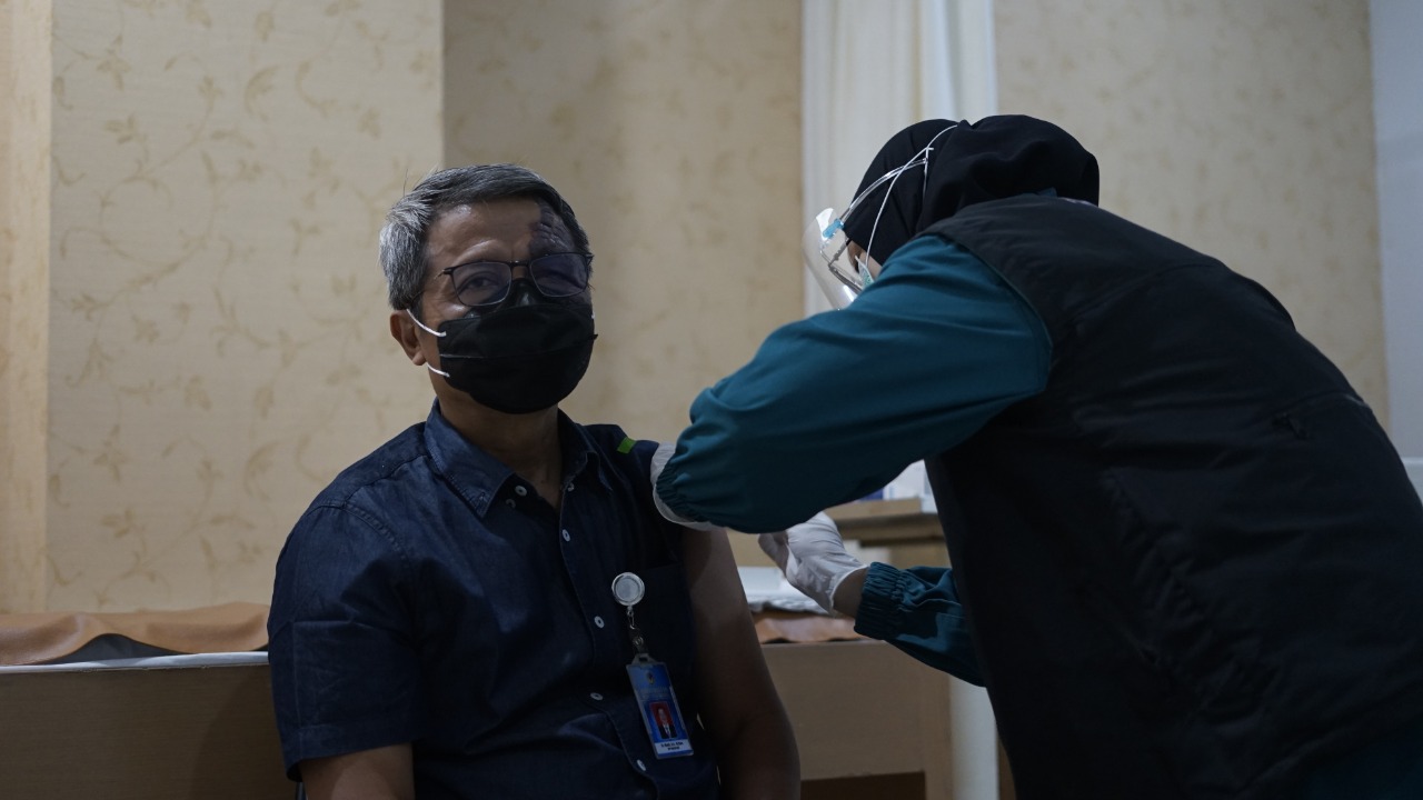 Rektor UPGRIS, Dr Muhdi SH MHum
