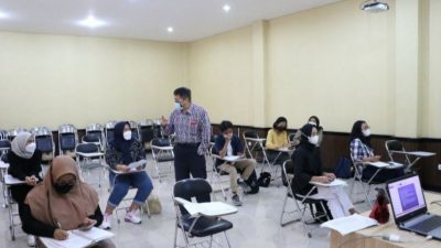 UNS Uji Coba Kuliah Tatap Muka