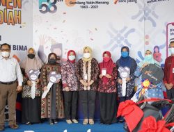 Karyawan Puskesmas Jatilawang, Puji Rahayu Raih Mobil Mitsubishi Xpander dari Undian Bima Bank Jateng