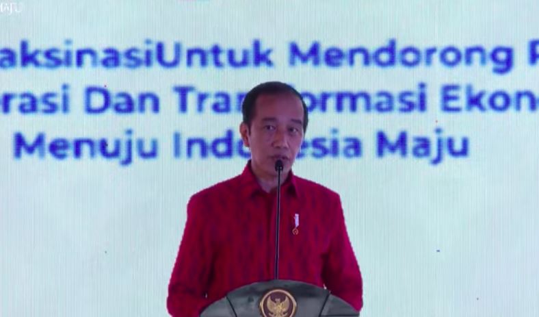 Presiden Joko Widodo dalam Musyawarah Nasional ke-VIII Kamar Dagang dan Industri di Kendari, Sulawesi Tenggara