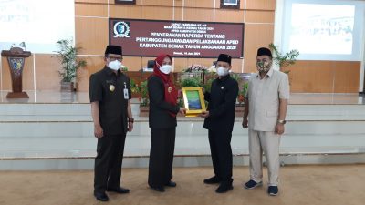 Bupati Demak Eisti'anah