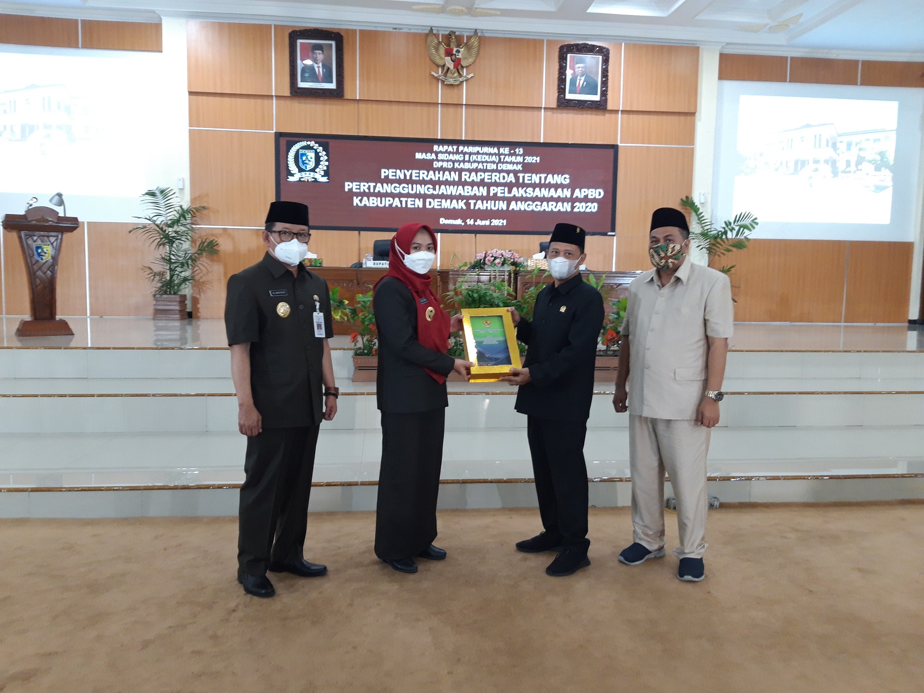 Bupati Demak Eisti'anah