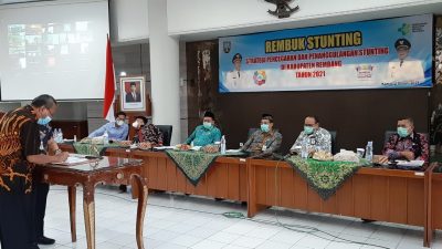 Acara penandatanganan komitmen bersama penanganan stunting di 4 kantor Bupati Rembang