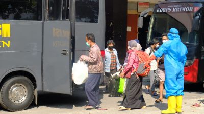 Positif Covid-19, 51 Warga Klaten Dievakuasi Ke Donohudan Untuk Isolasi Terpusat