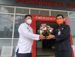 Apresiasi Dedikasi Nakes, Kementan Berikan Bunga di RSUD Tugurejo