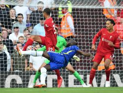 Liverpool Gagal Manfaatkan Keunggulan Pemain