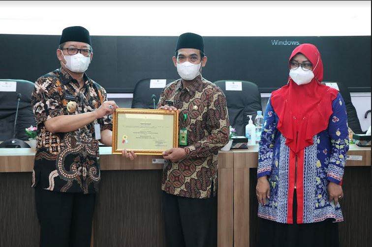 akil Bupati Demak,Ali Maksum