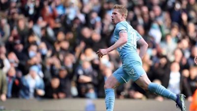 Manchester City Semakin Menjauh