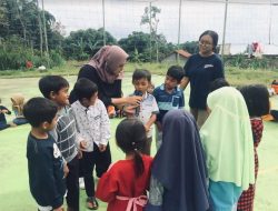 Kompas, Memperhatikan Kebutuhan Anak-anak yang Kurang Perhatian
