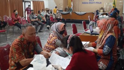 Gelar Vaksinasi Booster Pegawai Setda