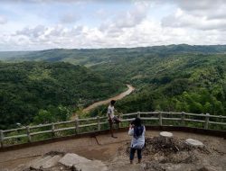 Menarik, Spot Foto Instagramable Negeri di Atas Awan