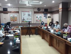 Ombudsman Serahkan Ijazah Siswa yang Tertahan selama 2 Tahun