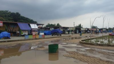 Baru 80% PKL Tempati Alun-alun Kembangjoyo