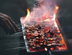 Sate Tusuk Jeruji, Kuliner dengan Cita Rasa Berbeda