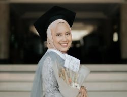 Lulus Kuliah Tanpa Skripsi, Ini Kisah Athi’ Mahasiswi Berprestasi UNY