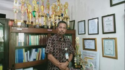 Mengabdi untuk Prestasi