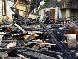 Korsleting Listrik, 10 Rumah Ludes Terbakar
