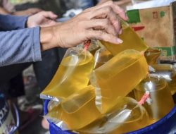 Gelontorkan Minyak Goreng Curah Rp 14.000/Lt