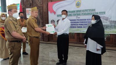 Bupati Angkat 1.231 Guru PPPK