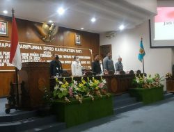 DPRD Pati Umumkan Pemberhentian Jabatan Bupati dan Wabup