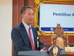 Pilrek Unnes, Prof Martono Unggul