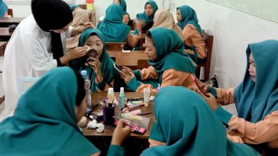 Adakan Class Meeting dengan Gaya Beda
