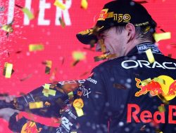 Verstappen Sarankan Leclerc Belajar dari Kegagalan
