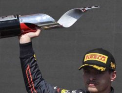 Verstappen Semakin Kokoh Dipuncak